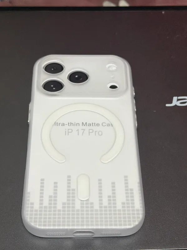 White_Matte_MagSafe_Phone_Case_For_iPhone_17_Pro