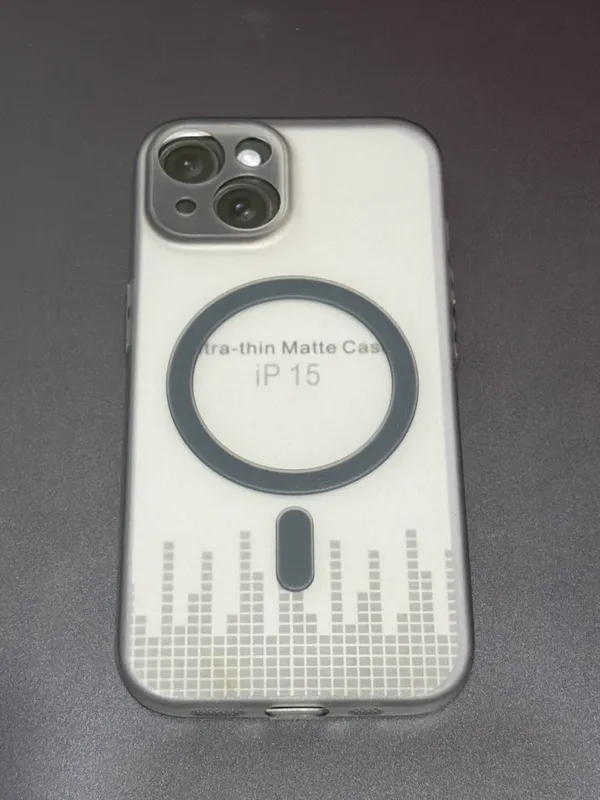 White_Matte_Magnetic_Phone_Case_for_iPhone_15
