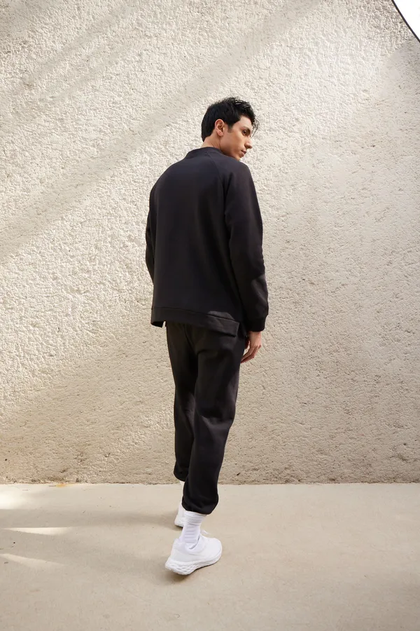 Black_Round_Collar_Jumper
