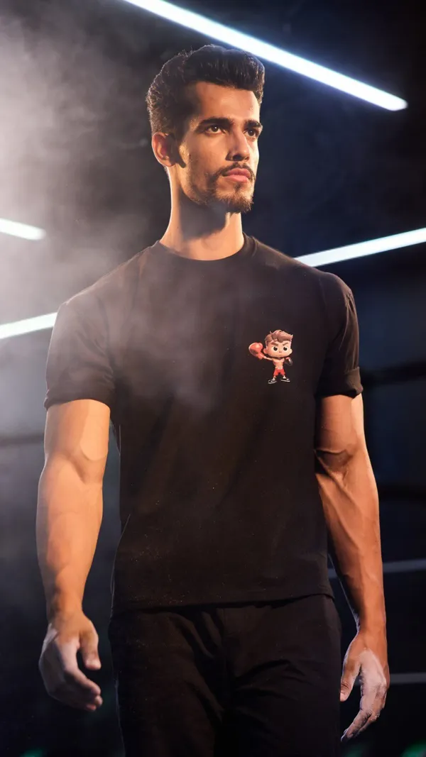 Boxer_Black_T_Shirt