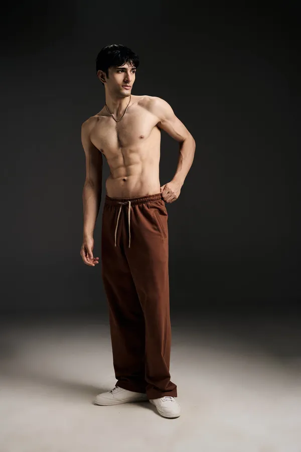 Brown_Straight_Fit_Pants
