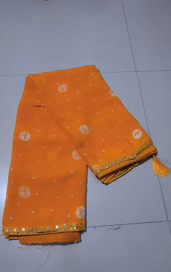 Orange_Printed_Saree_For_Women