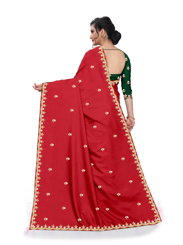 Red_Embroidered_Saree_for_Women