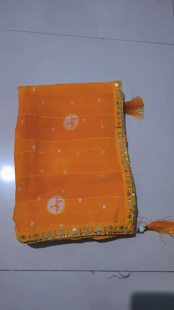 Orange_Printed_Saree_For_Women