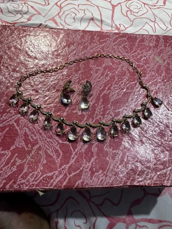 Gold_Tone_Stone_Necklace_Set_for_Women