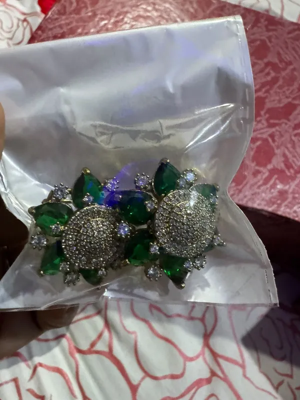 Green_Stainless_Steel_Crystal_Stud_Earrings_For_Women