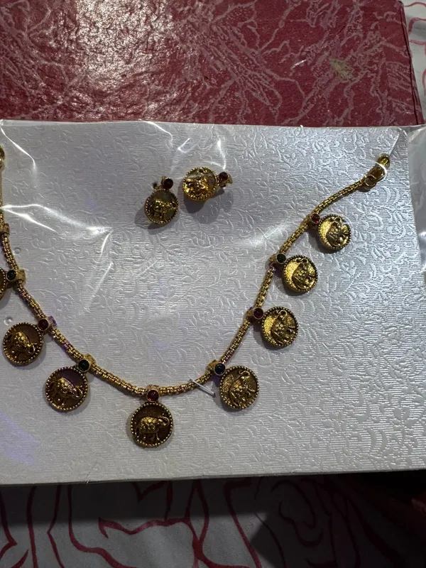 Gold-Tone_Stainless_Steel_Coin_Motif_Necklace_Set_For_Women
