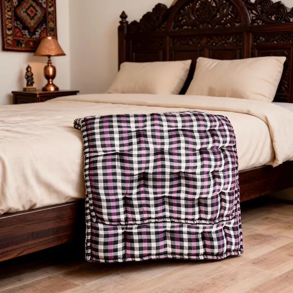 Multicolor_Cotton_Quilted_Checkered_Bed_Bedroom