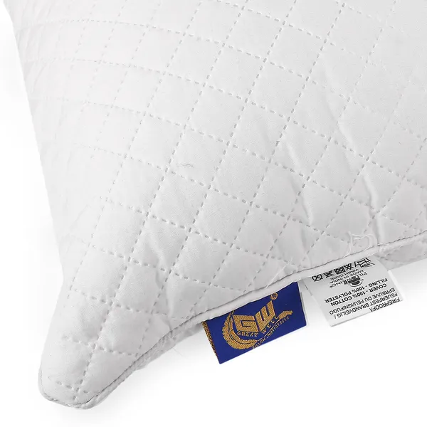 White_Fiber_Quilted_Pillow_Bedroom