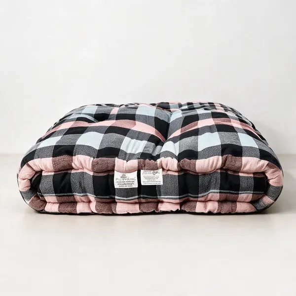 Multicolor_Cotton_Checked_Double_Bed_Quilt_Bedroom