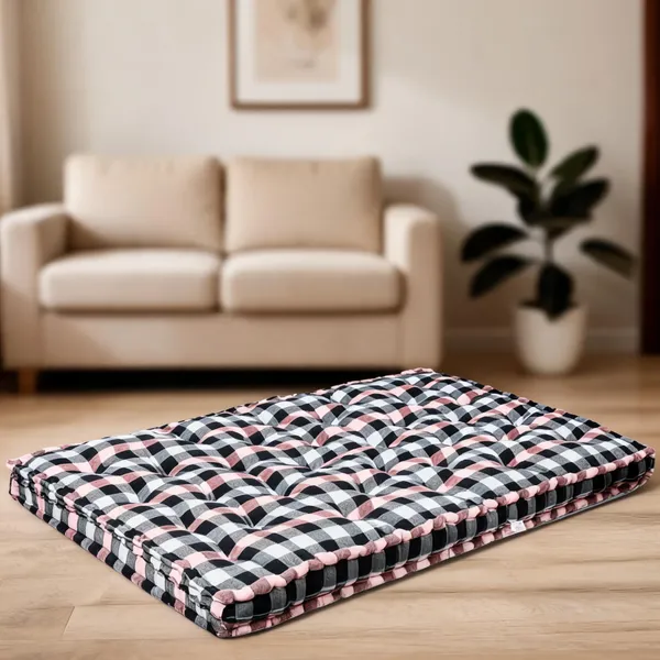 Multicolor_Cotton_Quilted_Checkered_Floor_Mattress_Bedroom
