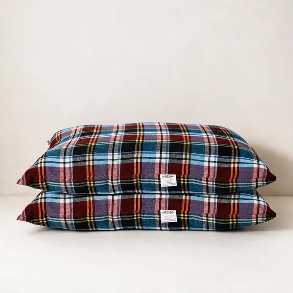 Multicolor_Cotton_Pillow_Pair_Bedroom