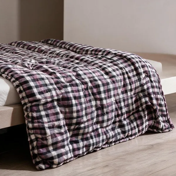 Multicolor_Cotton_Checkered_Pattern_Quilted_Dohar_Bedroom