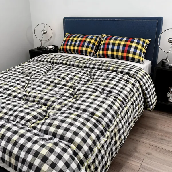 Multicolor_Cotton_Quilted_Checked_Single_Bed_Quilt_Bedroom