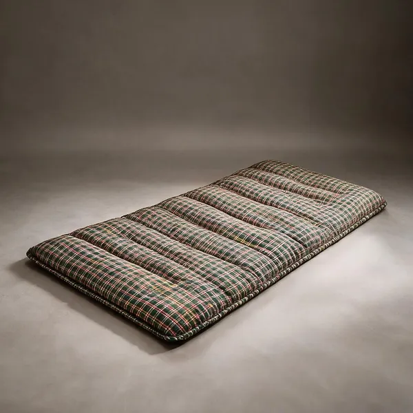Multicolor_Cotton_Checkered_Quilted_Rollable_Floor_Mattress_Bedroom
