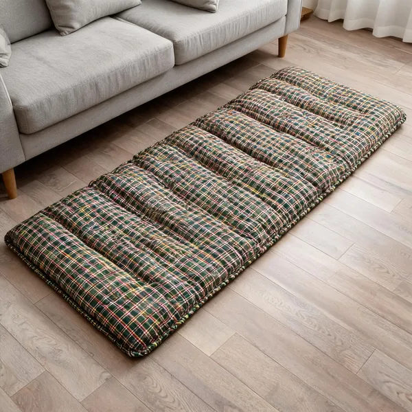 Multicolor_Cotton_Checkered_Quilted_Rollable_Floor_Mattress_Bedroom