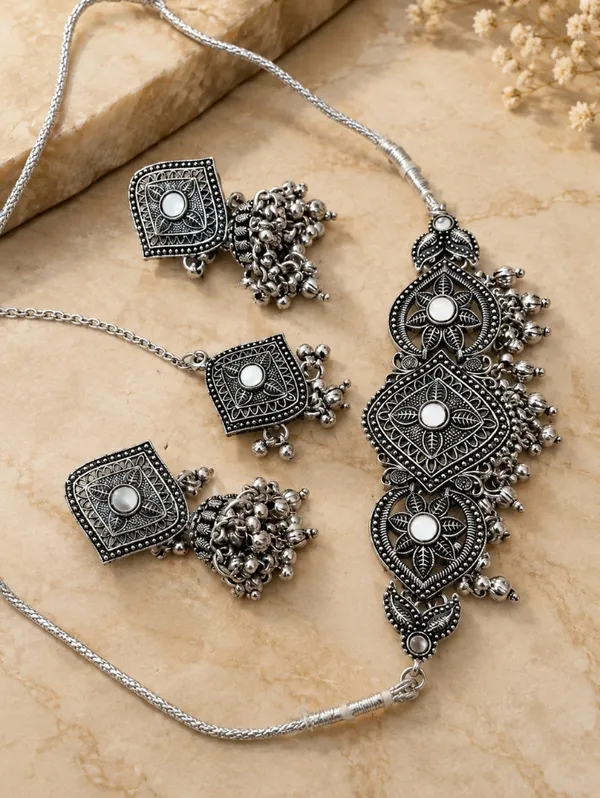 Silver_Oxidized_Geometric_Ethnic_Jewellery_Set_For_Women