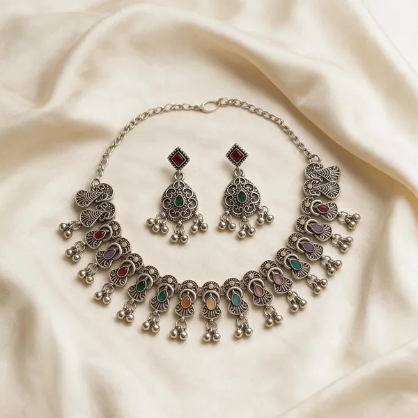Silver_Oxidised_Filigree_Stone_Ethnic_Necklace_Set_For_Women