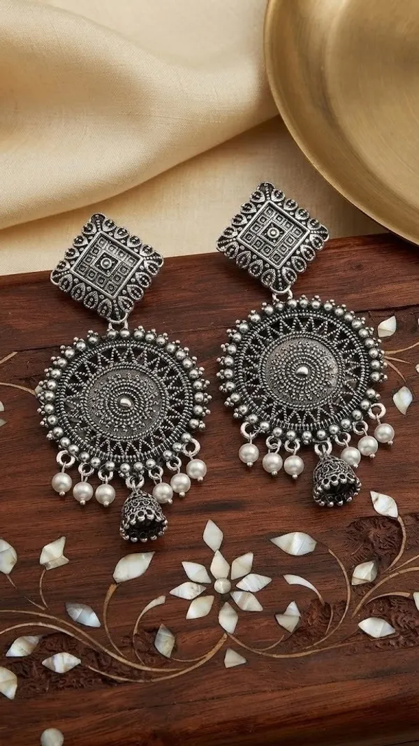 Silver_Oxidized_Layered_Jhumka_Earrings_For_Women