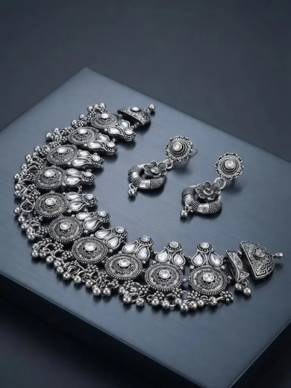 Silver_Oxidized_Layered_Ornamental_Necklace_Set_For_Women