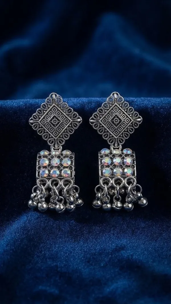 Silver_Oxidised_Geometric_Stone_Drop_Earrings_For_Women