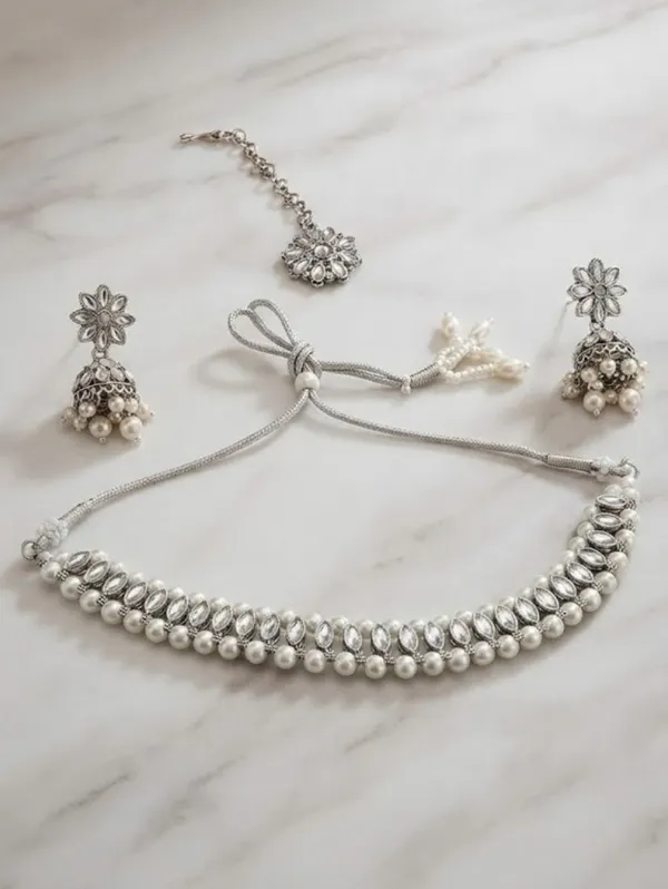 Silver_Tone_Pearl_Detail_Traditional_Jewellery_Set_For_Women