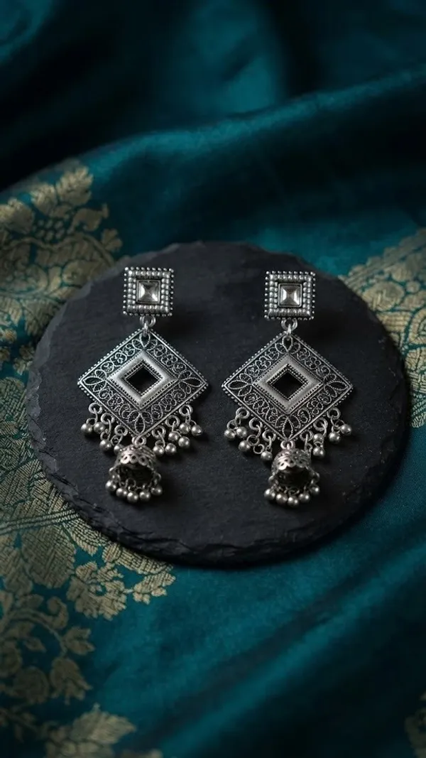 Silver_Oxidised_Geometric_Jhumka_Earrings_For_Women