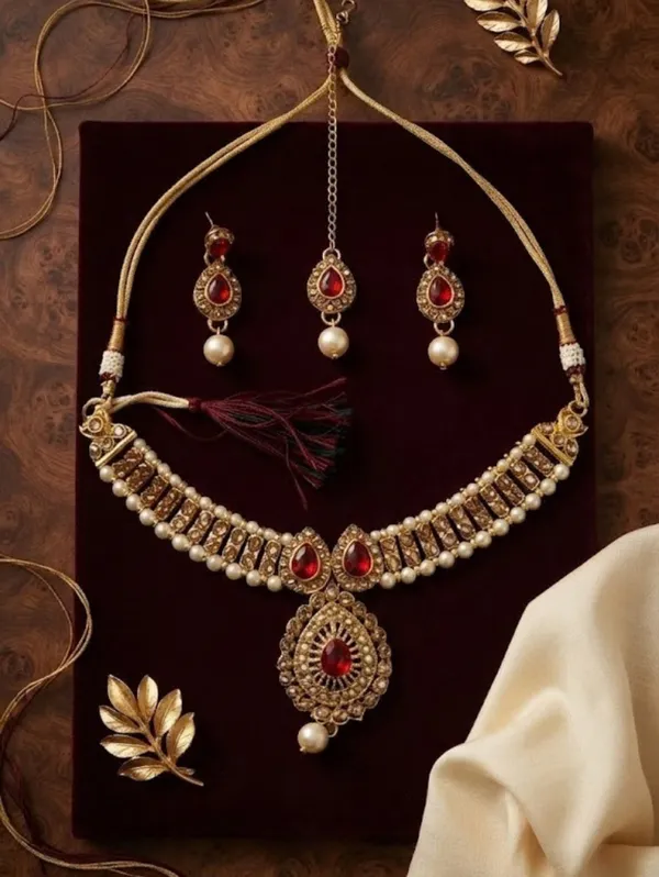 Red_Stone_Gold-Tone_Bridal_Jewellery_Set_For_Women