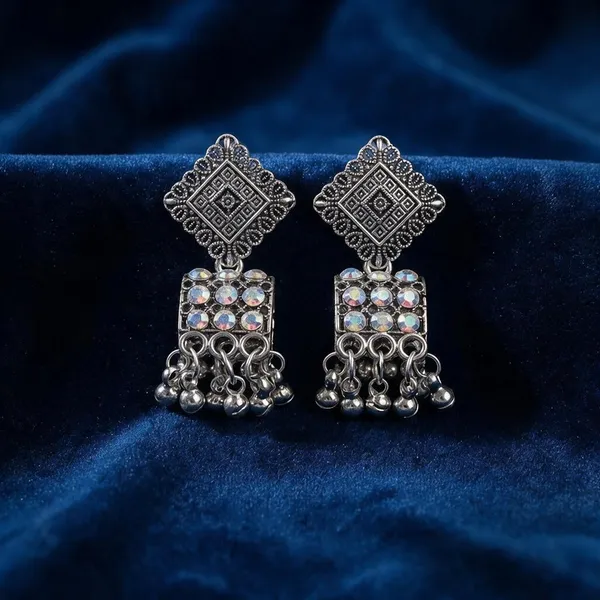 Silver_Oxidised_Geometric_Stone_Drop_Earrings_For_Women