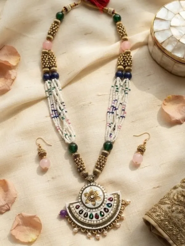 Multicolor_Beaded_Statement_Necklace_Set_For_Women