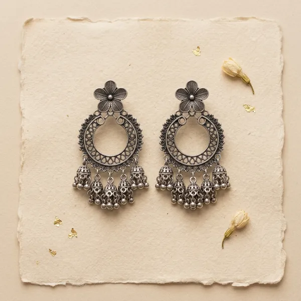 Silver_Oxidized_Floral_Filigree_Jhumka_Earrings_For_Women