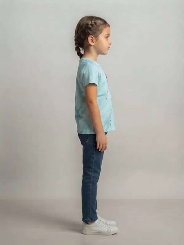Light_Blue_Casual_Fit_T-Shirt_for_Girls