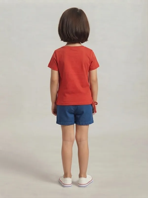 Red_Graphic_T-Shirt_for_Girls