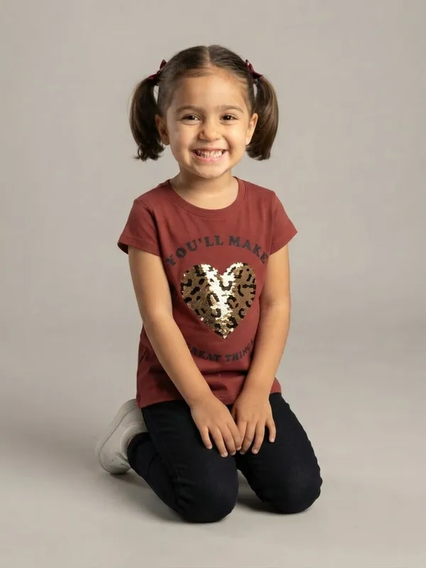 Maroon_Regular_Fit_Graphic_T-Shirt_for_Girls