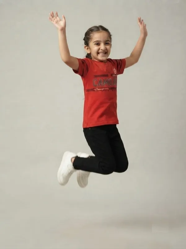 Red_Printed_T-Shirt_Girls