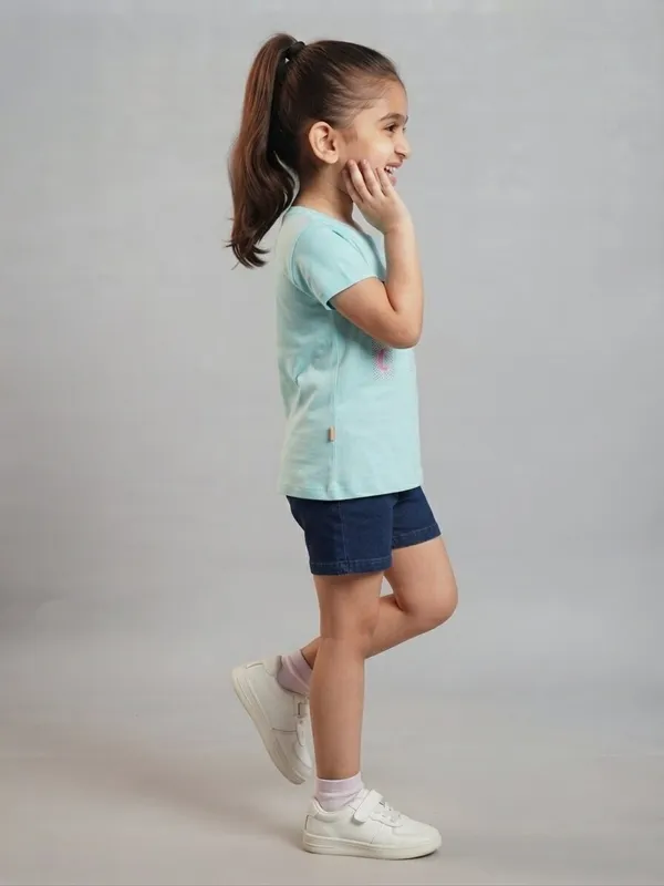 Mint_Casual_T-Shirt_And_Navy_Shorts_Set_For_Girls