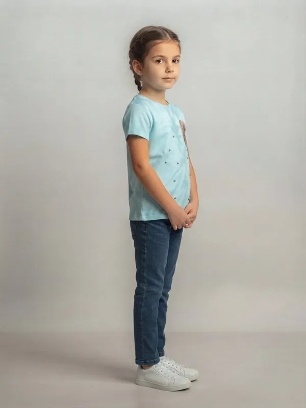 Light_Blue_Casual_Fit_T-Shirt_for_Girls