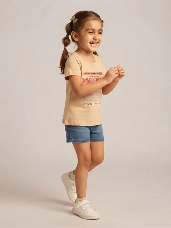 Beige_Graphic_Print_T-Shirt_for_Girls