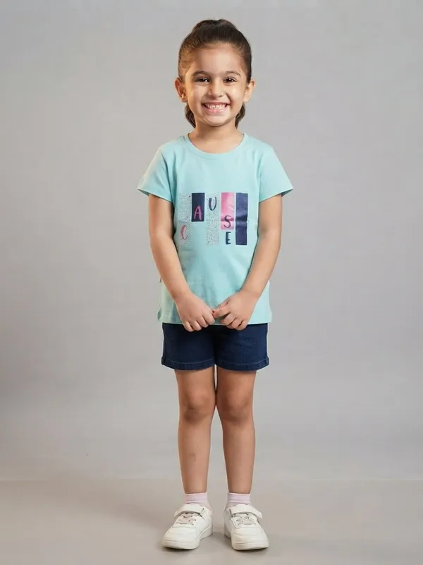 Mint_Casual_T-Shirt_And_Navy_Shorts_Set_For_Girls
