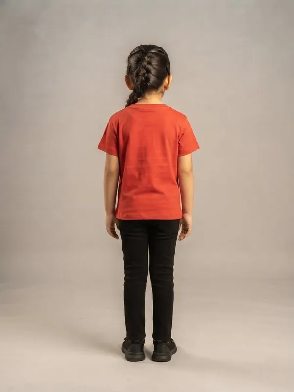 Red_Casual_T-Shirt_And_Pants_Set_For_Girls