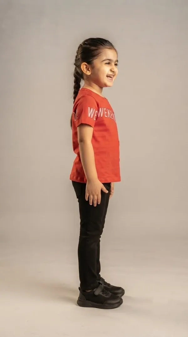 Red_Casual_T-Shirt_And_Pants_Set_For_Girls