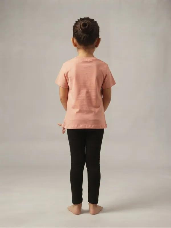 Pink_Graphic_T-Shirt_for_Girls