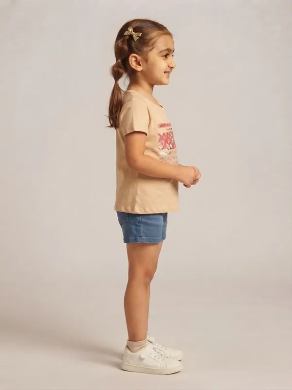 Beige_Graphic_Print_T-Shirt_for_Girls