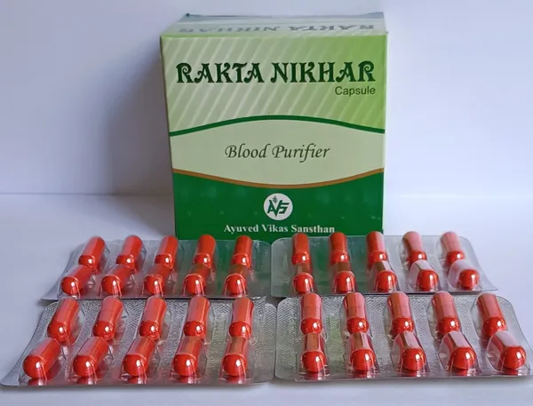 Rakta_Nikhar_Ayurvedic_Blood_Purifier_Capsules