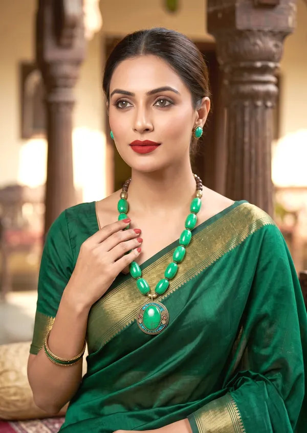 Green_Beaded_Jewellery_Set_for_Women