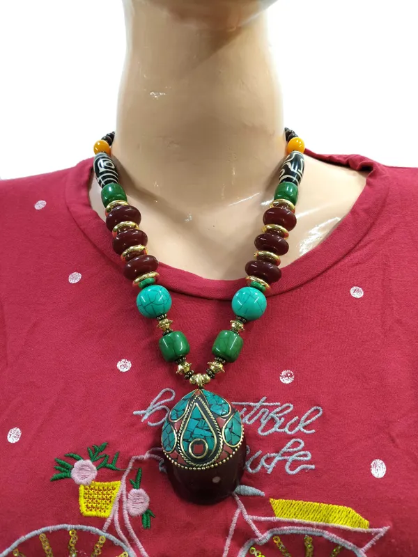 Multicolour_Resin_Beaded_Statement_Necklace_For_Women