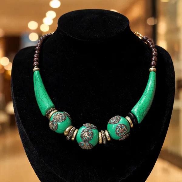 Green_Brass_Glass_Beaded_Statement_Necklace_For_Women