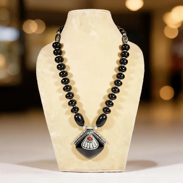 Black_Resin_Beaded_Statement_Necklace_For_Women
