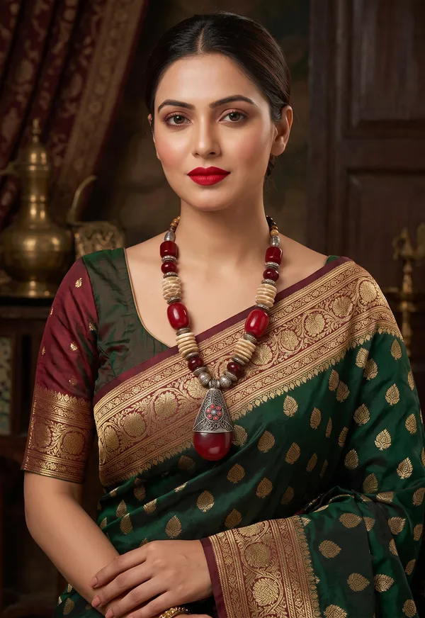 Green_Silk_Traditional_Saree_for_Women