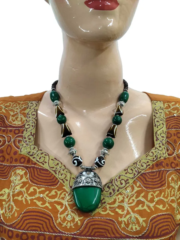 Green_Beaded_Statement_Necklace_for_Women